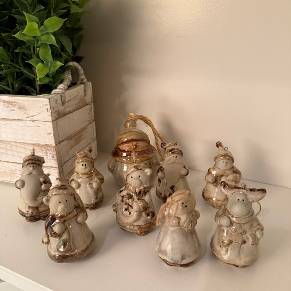 Ceramic/Pottery Holiday Folk Art Lot of 9 Figurine Ornaments Set -Cream and Gold - Picture 2 of 15